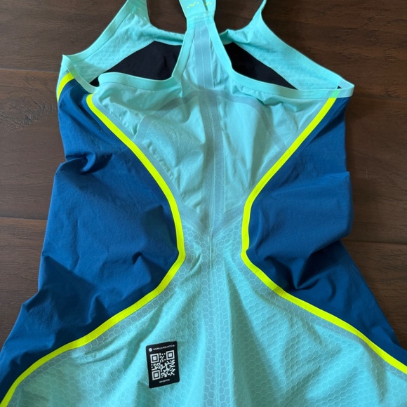 Speedo Fastskin LZR Pure Intent 2.0 Closedback Women's Kneeskin Sz 28 NWOT - Picture 10 of 15